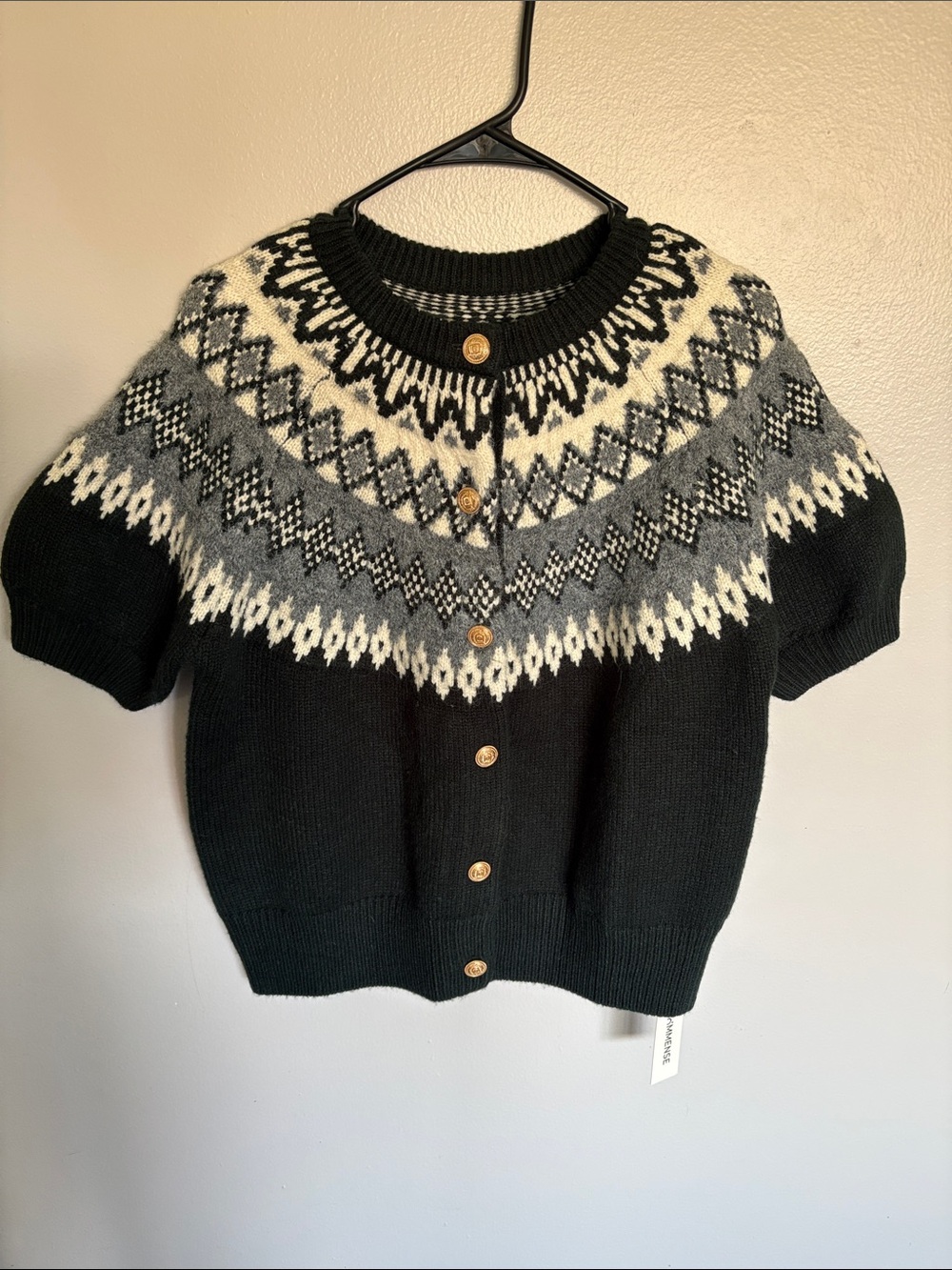 Commense Dark Green Fair Isle Short-Sleeve Cardigan with Gray and White Yoke
